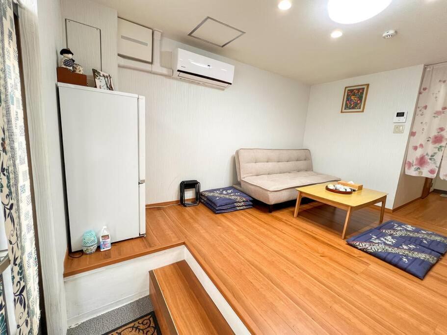 鯉 Apartment Осака Екстериор снимка